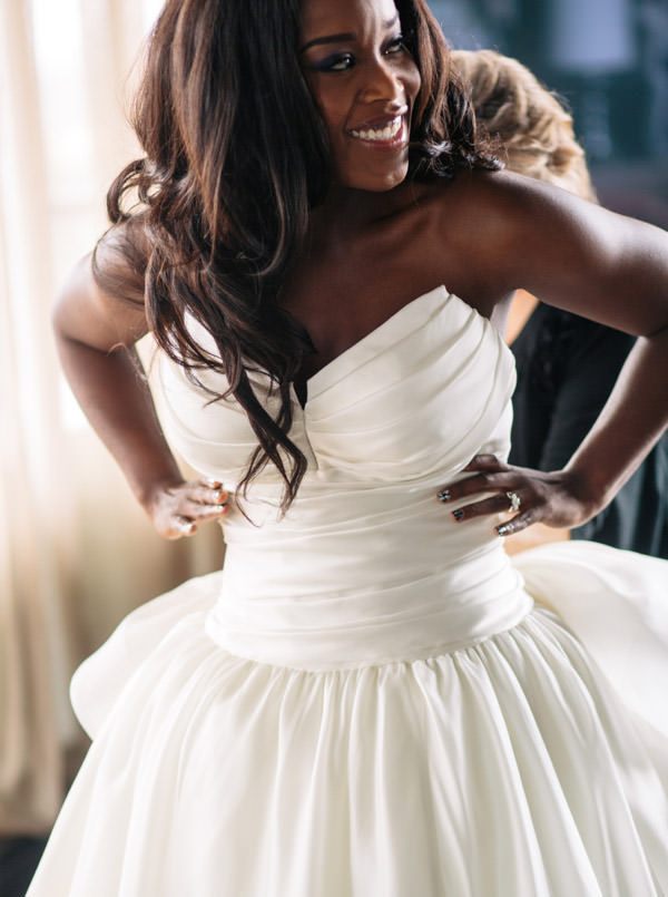 Bride getting ready in Hotel Zaza's Black Label suite