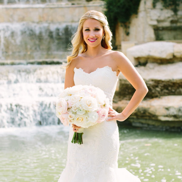 Bridal Portrait at Villa De Lago