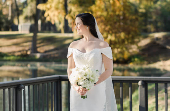 Bridal portraits at Lakeside Country Club